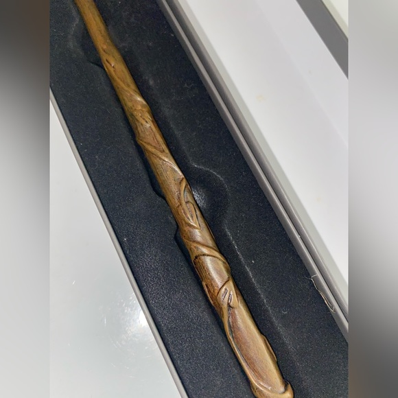 NEW -OFFICIAL Universal Studios Collectors Item Hermione Granger wand w/ box - Picture 5 of 15